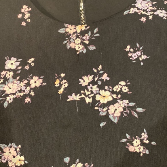 Sleeveless top by Orb.life size L - Picture 10 of 10